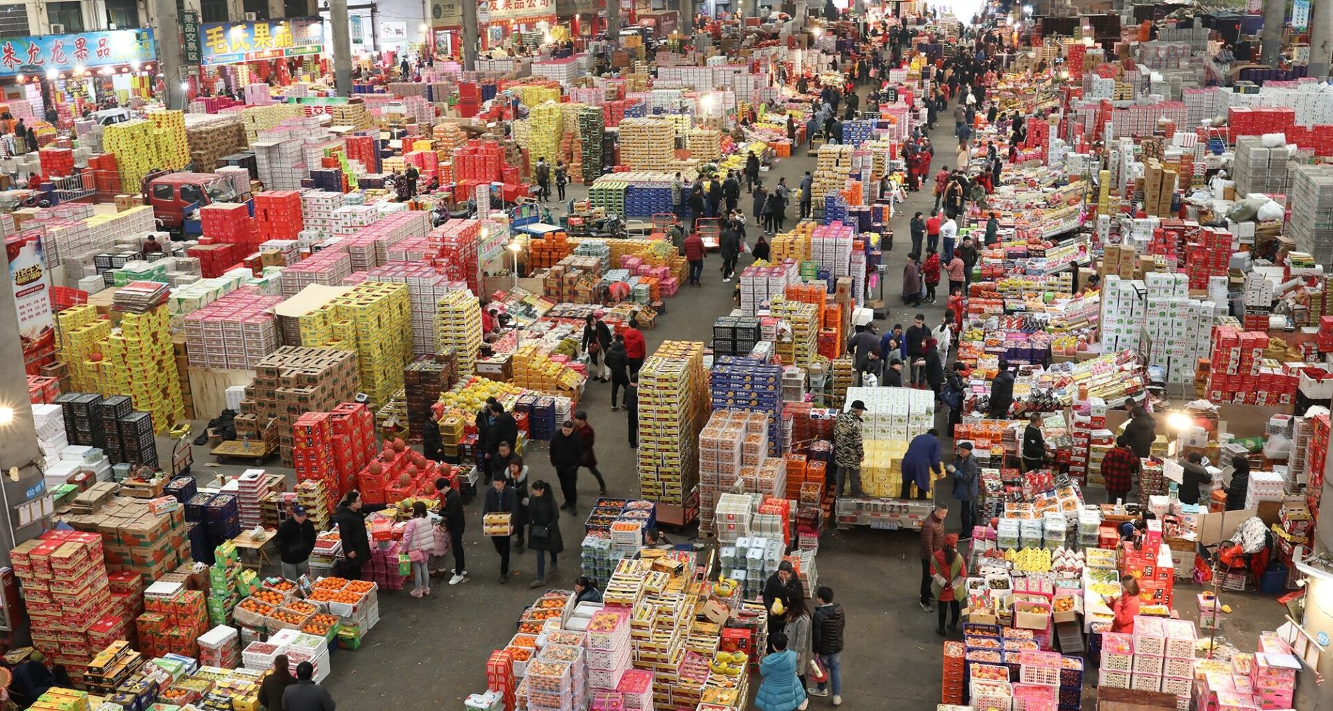 Chinese experts urge Beijing to push past obstacles to a unified national market