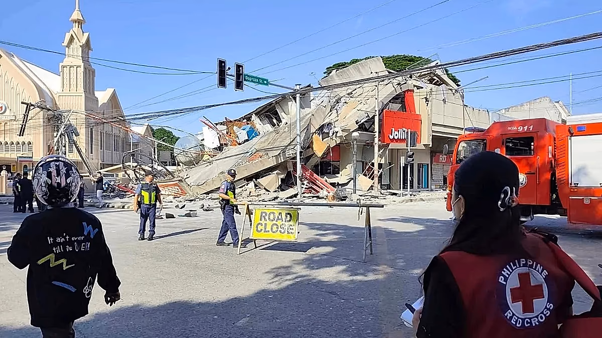 7.8 magnitude earthquake rocks the Philippines, triggering tsunami warnings across region