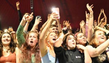 Going to a music festival this summer? Financial expert reveals how to enjoy yourself on a budget