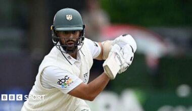 Worcestershire captain Brett D'Oliveira batting