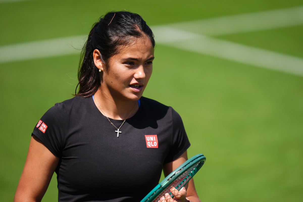 Wimbledon LIVE: Latest news and order of play as players protest prize money and Emma Raducanu faces late injury decision