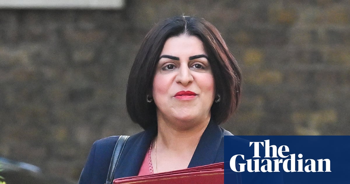 Mahmood outlines safe immigration routes plan to win over Labour left | Immigration and asylum