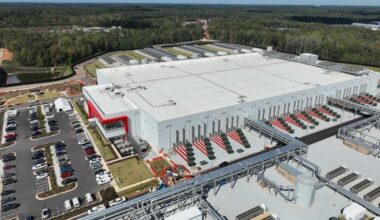 Only half of US datacenter capacity planned for 2026 is actually under construction