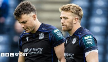 Bulls celebrate after beating Glasgow Warriors