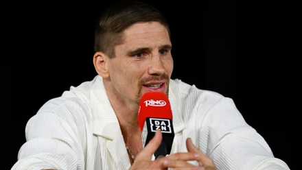 Rico Verhoeven on a microphone