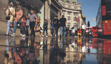 Three in five Brits believe the UK economy is worsening, a new poll ran by KPMG has shown.