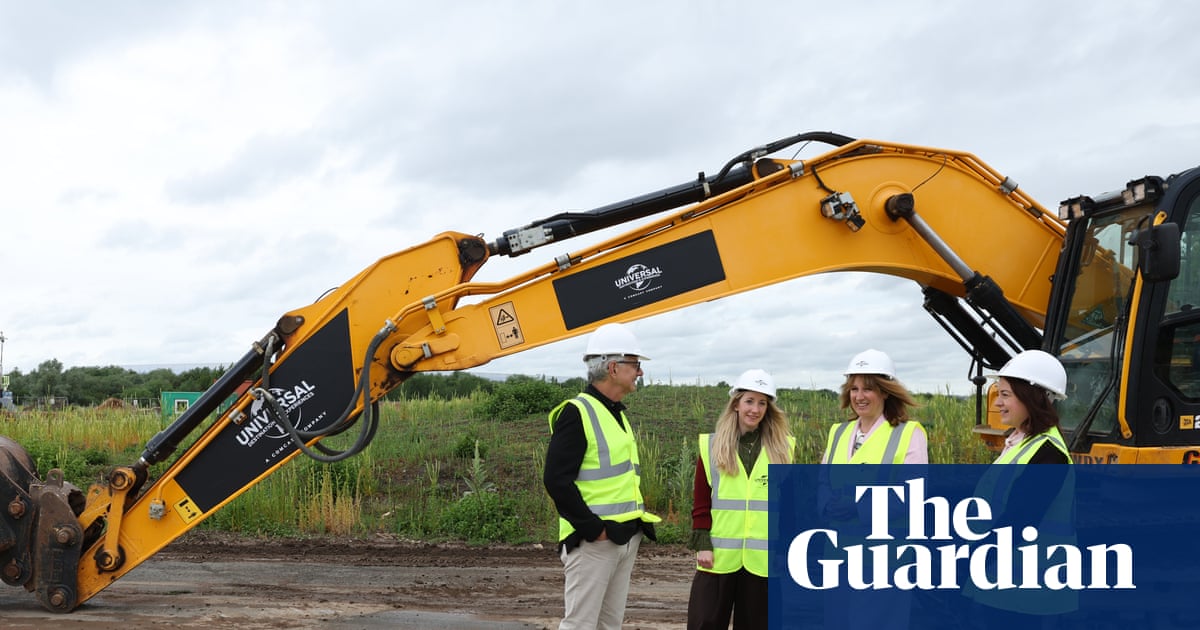 UK government to pay £1.3bn to help fund Universal Studios theme park in Bedfordshire | Travel & leisure