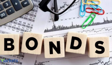 Tax-cut hopes lift Indian bonds but RBI hike fears loom