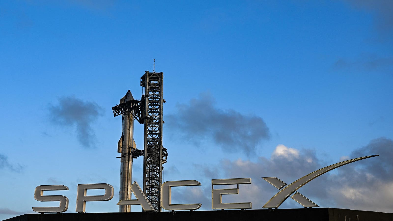 SpaceX IPO: Why Starship Could End Overnight Business Travel