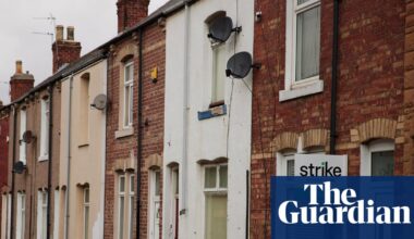 Ministers could ban London councils ‘dumping’ homeless families miles away | Homelessness
