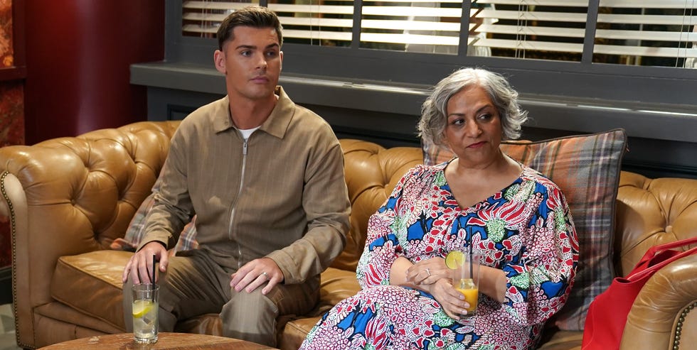 Ste Hay and Misbah Maalik in Hollyoaks ste hay and misbah maalik in hollyoaks