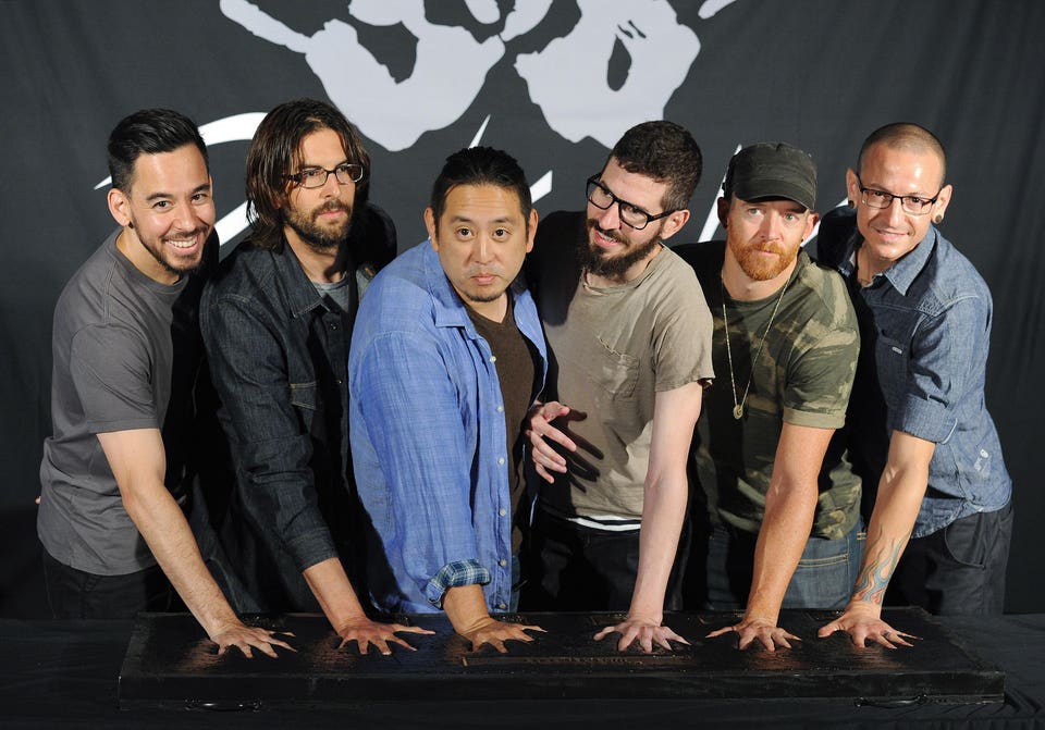Linkin Park Gets Inducted Into Guitar Center's Historic RockWalk