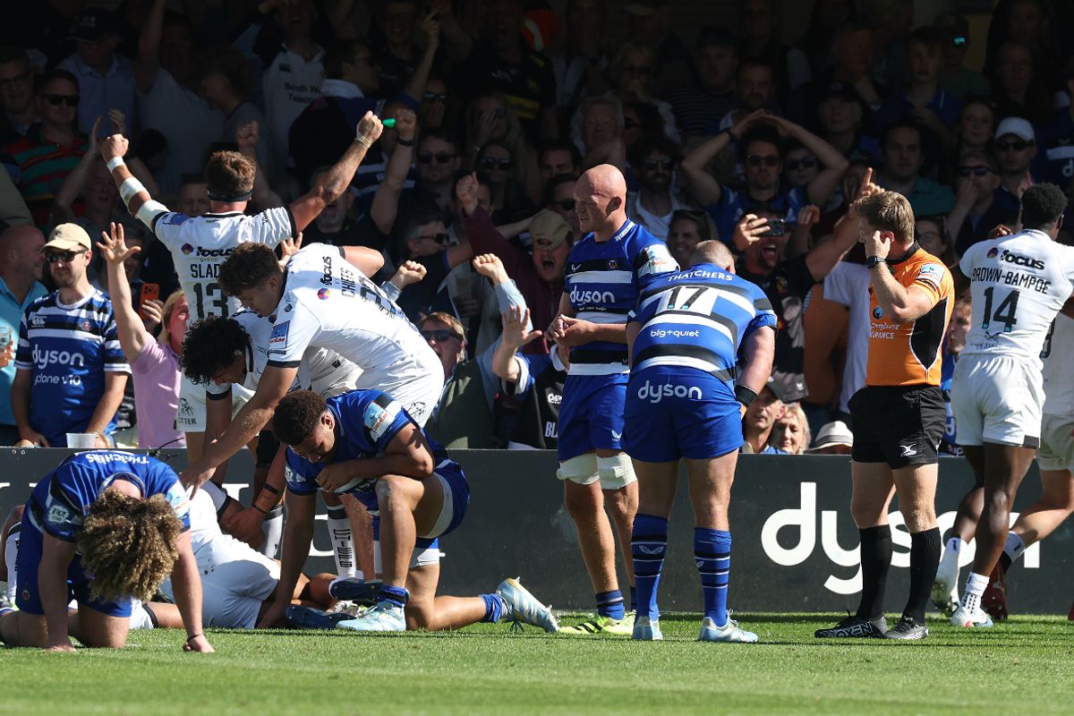 BATH, ENGLAND - JUNE 13: Exeter Chief players celebrate and Bath look dejected as they are defeated by one point during the Gallagher PREM semi final match between Bath Rugby and Exeter Chiefs at the Recreation Ground on June 13, 2026 in Bath, England. (Photo by David Rogers/Getty Images)BATH, ENGLAND - JUNE 13: Exeter Chief players celebrate and Bath look dejected as they are defeated by one point during the Gallagher PREM semi final match between Bath Rugby and Exeter Chiefs at the Recreation Ground on June 13, 2026 in Bath, England. (Photo by David Rogers/Getty Images)