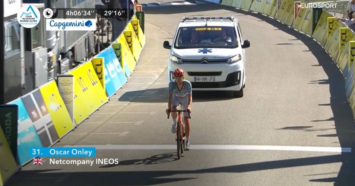Significant damage for Netcompany and INEOS riders in the Tour d'Auvergne
