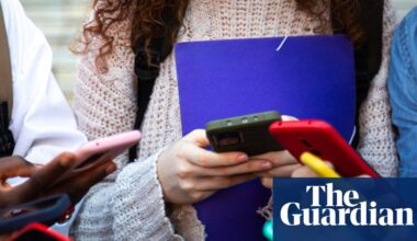 Why is the UK launching an ‘Australia plus’ social media ban and how will it work? | Social media ban