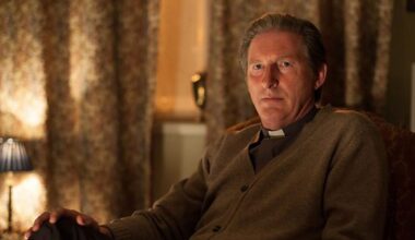 Adrian Dunbar's Northern drama with Sean Bean hailed 'the best thing on TV' is coming to Netflix UK