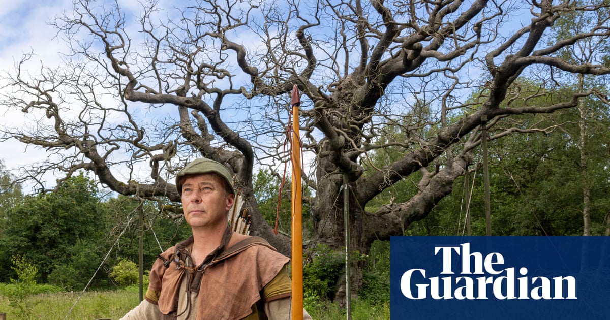 ‘Most famous tree in the world’: Sherwood Forest’s 1,000-year-old Major oak dies | Trees and forests