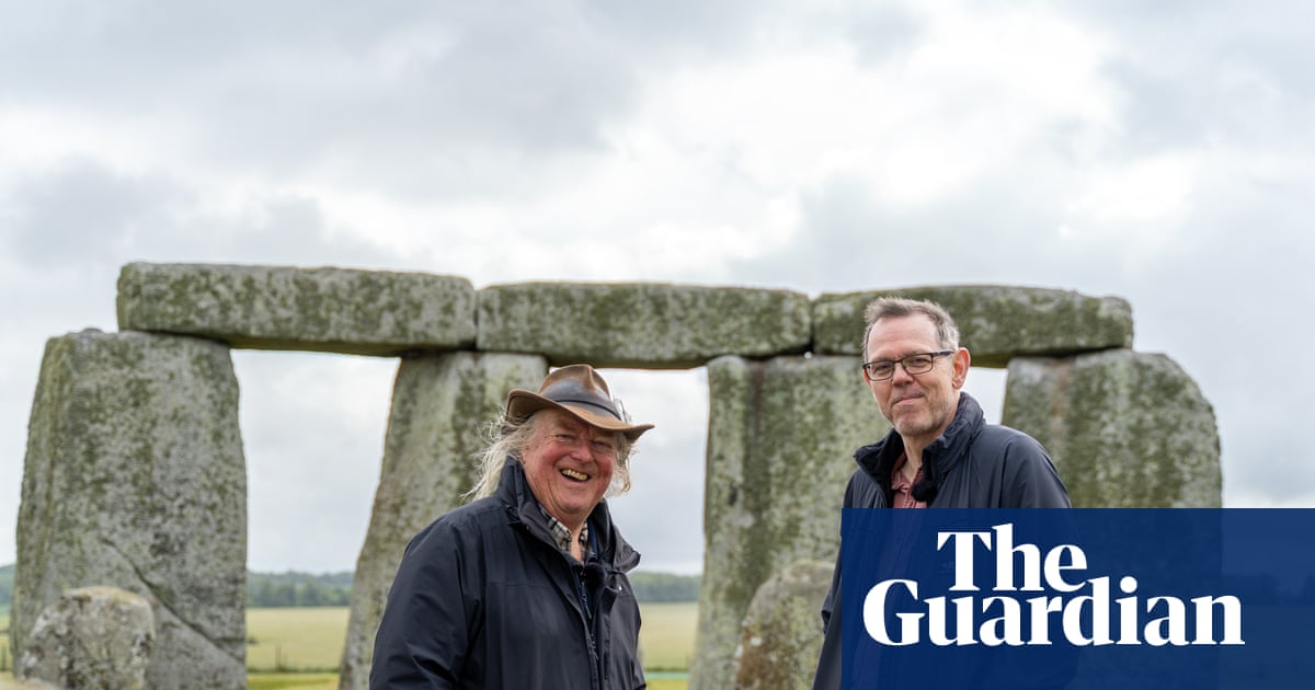 Solstice-aligned 5,000-year-old monument ‘once in a lifetime find’, say archaeologists | Stonehenge