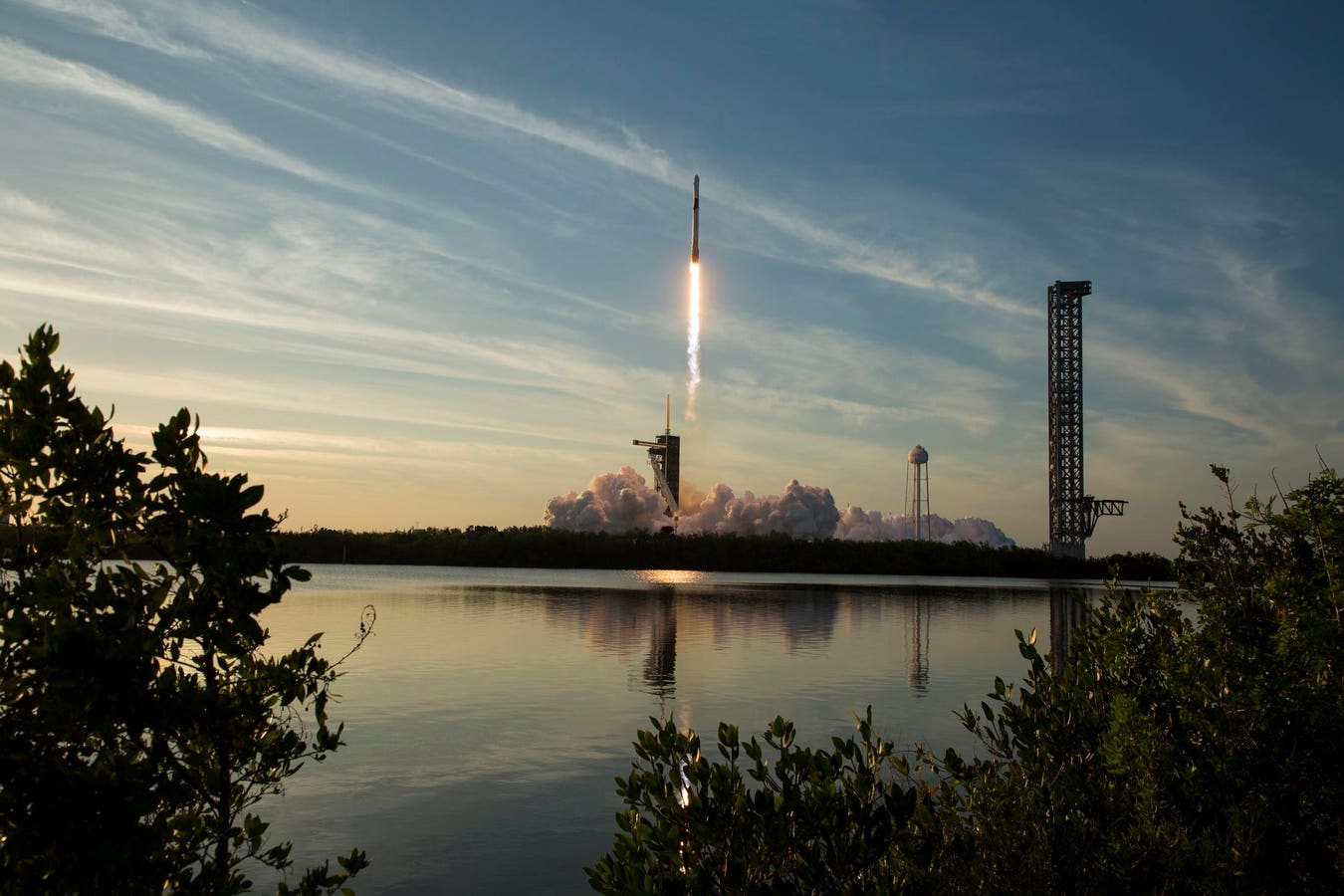 Here’s Why SpaceX Stock Suddenly Took A Dive