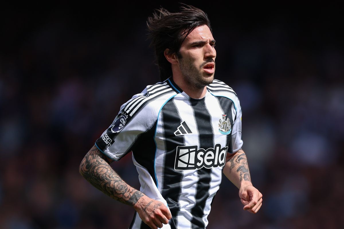 Sandro Tonali has been linked with a transfer to Manchester City