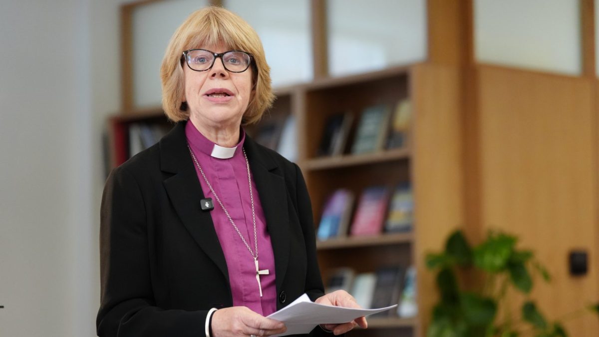 The Archbishop of Canterbury Dame Sarah Mullally delivers a speech in the Leo Baeck College during a visit to the to Sternberg Centre to meet with the Jewish community in Finchley in a demonstration of solidarity following the recent antisemitic attacks in London. Picture date: Thursday May 14, 2026. PA Photo. Photo credit should read: Jonathan Brady/PA Wire