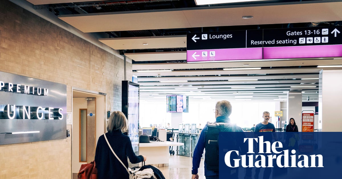 Edinburgh airport reopens after security alert but passengers warned of ‘knock on’ effect | Scotland