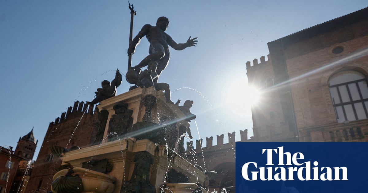 Europe suffers under record heatwave as temperatures forecast to reach 44C | Extreme heat