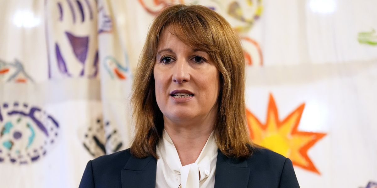HMRC disaster: Rachel Reeves hit with £59.2bn shortfall due to 'abhorrent Britons dodging' tax