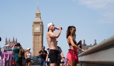 Hundreds of schools to close as UK braces for record-breaking June heat