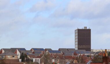 UK solar homes power equivalent of five hours of daily air con use during heatwave