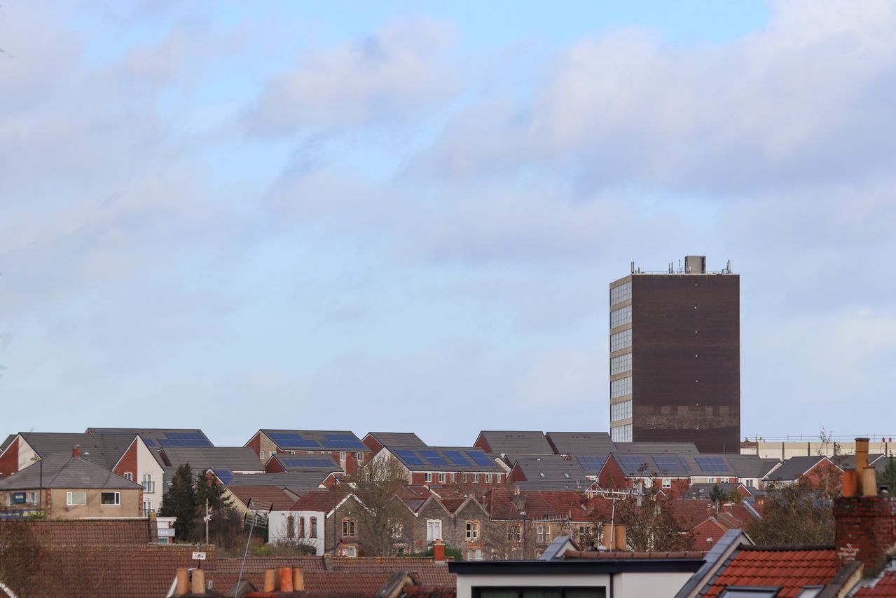 UK solar homes power equivalent of five hours of daily air con use during heatwave