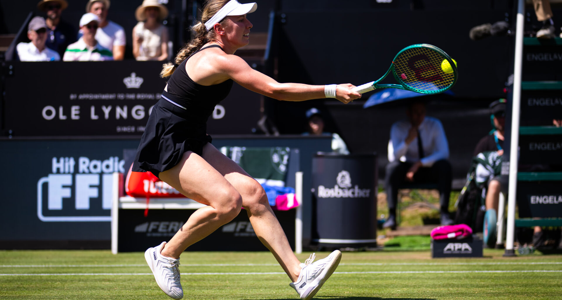 Alexandrova upsets Andreeva in Bad Homburg for 10th career Top 5 win