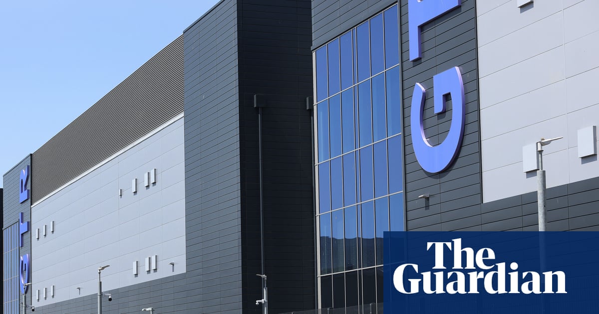 ‘Slough is like an experiment’: Europe’s largest datacentre hub leaves town sweltering | Extreme heat