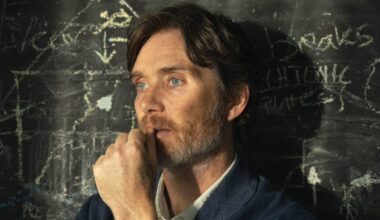 Cillian Murphy's "brilliant" '90s-set drama is the Netflix movie to watch this weekend