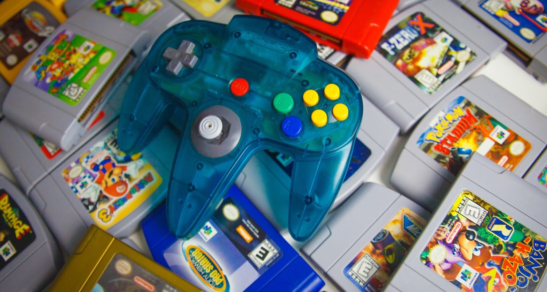 The Master Of Multiplayer - Finally Playing N64's Only 8-Player Game