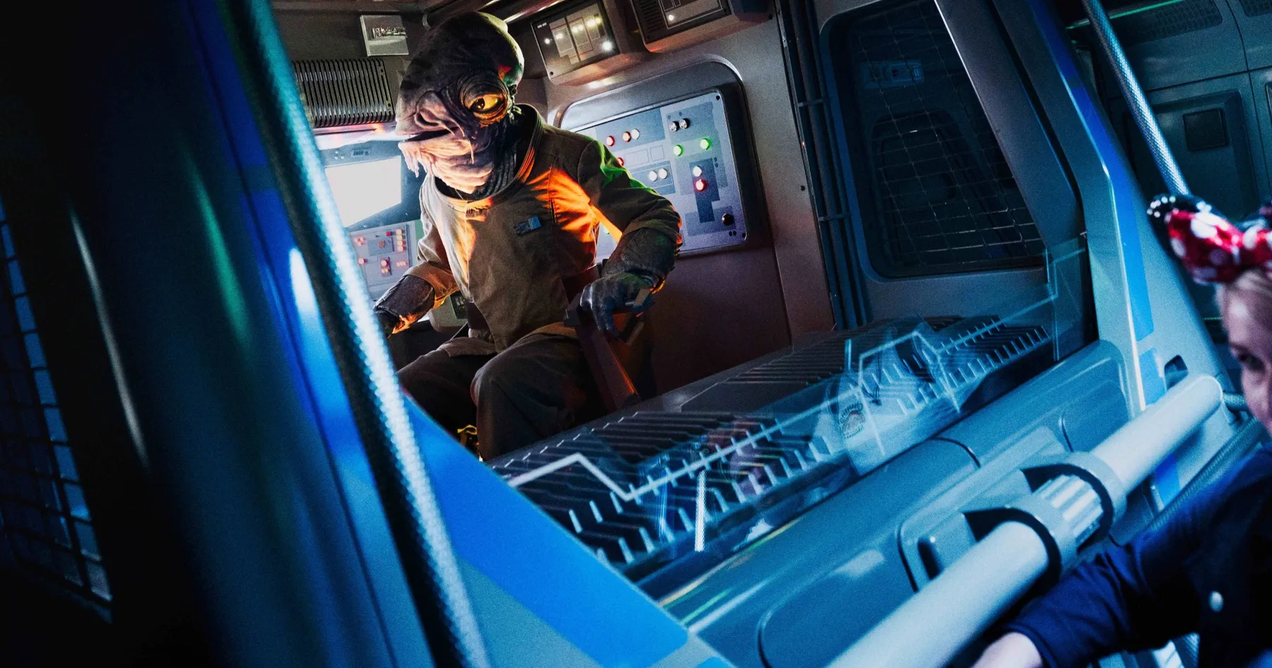 A robotic version of the Star Wars character Lieutenant Bek welcomes guests at the start of Disneyland’s Star Wars: Rise of the Resistance attraction.Photographer: Ethan Noah Roy/Bloomberg