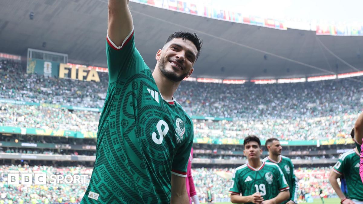 Mexico celebrate a goal