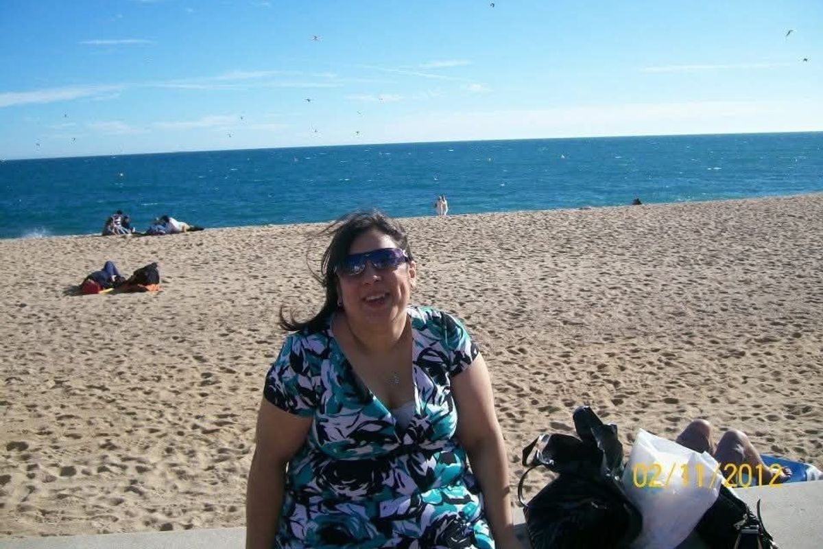 Michelle Siderfin, on holiday in Lanzarote before she lost weight. // A 16.5st mum with diabetes lost more than 7st - after a plastic deckchair gave way beneath her on holiday. Michelle Siderfin, 47, began gaining weight after having children Jonathan, 29 and Kerri, 26. She spent years "yo-yo dieting" but always regained the weight and was diagnosed with type two diabetes. Determined to make a change after a deckchair broke when she sat down for a drink on holiday, she joined Slimming World.