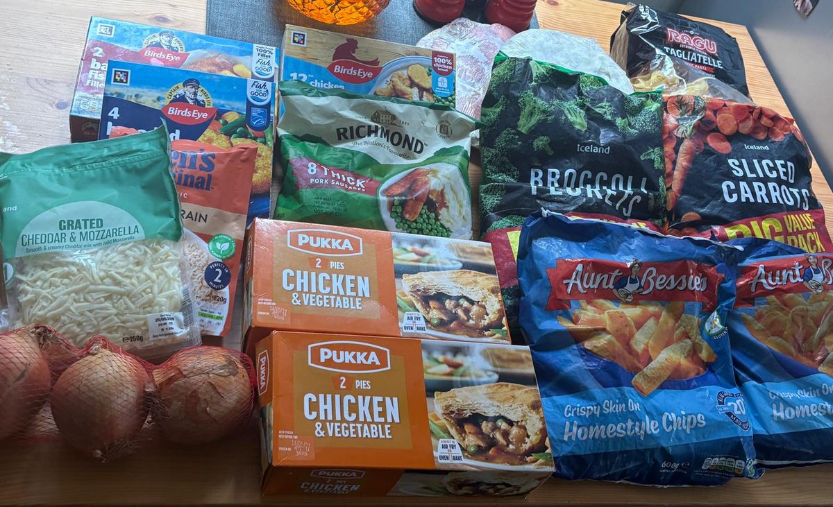 Abigail Nicholson bought £20 worth of food in Iceland Food Warehouse to feed her family