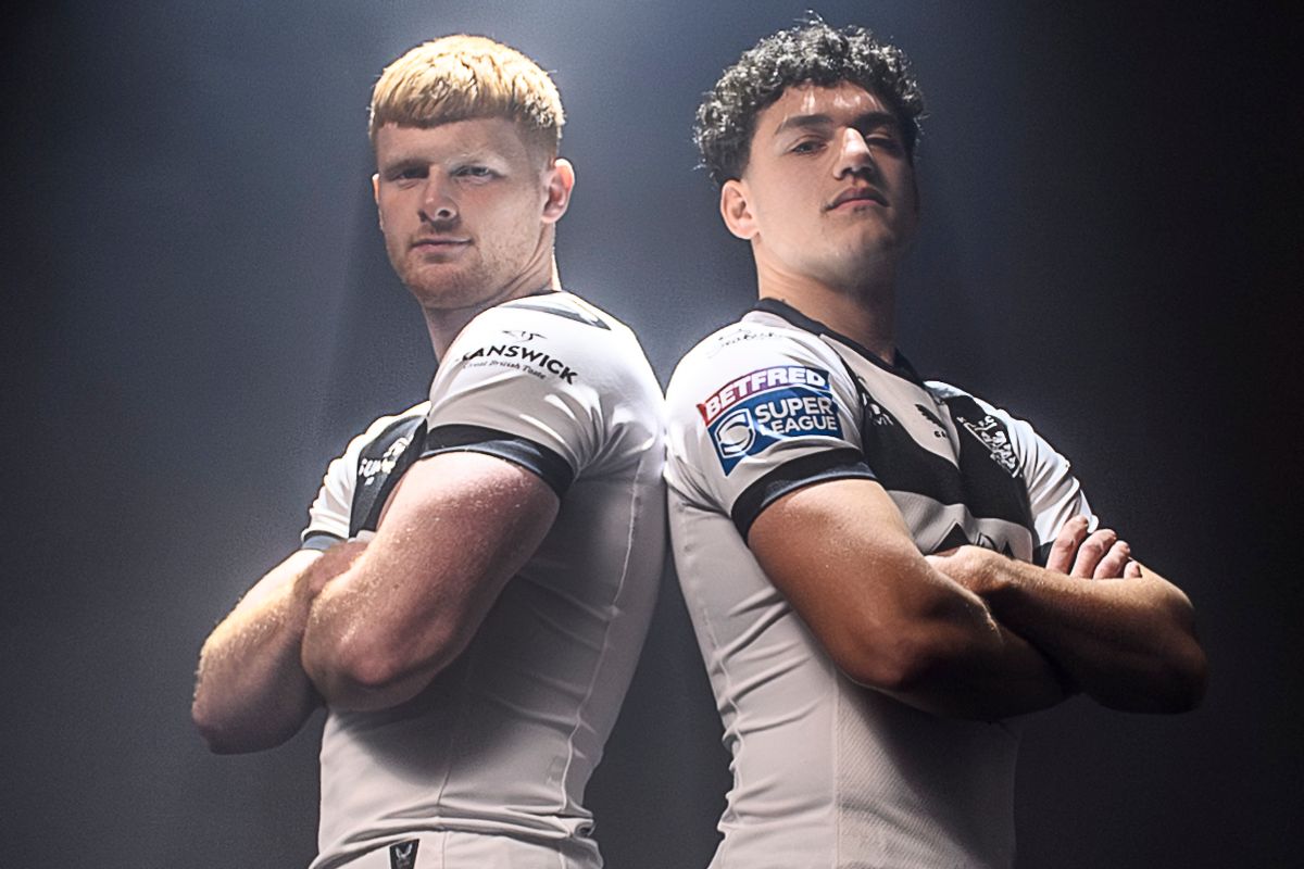 Hull FC's flying wing duo Harvey Barron and Lewis Martin.