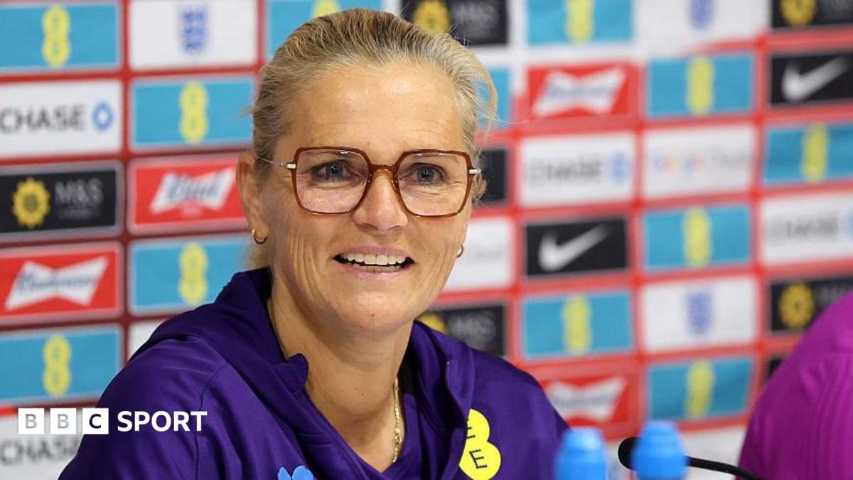 Sarina Wiegman at a media conference