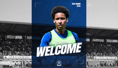 Sean Robertson Signs For United