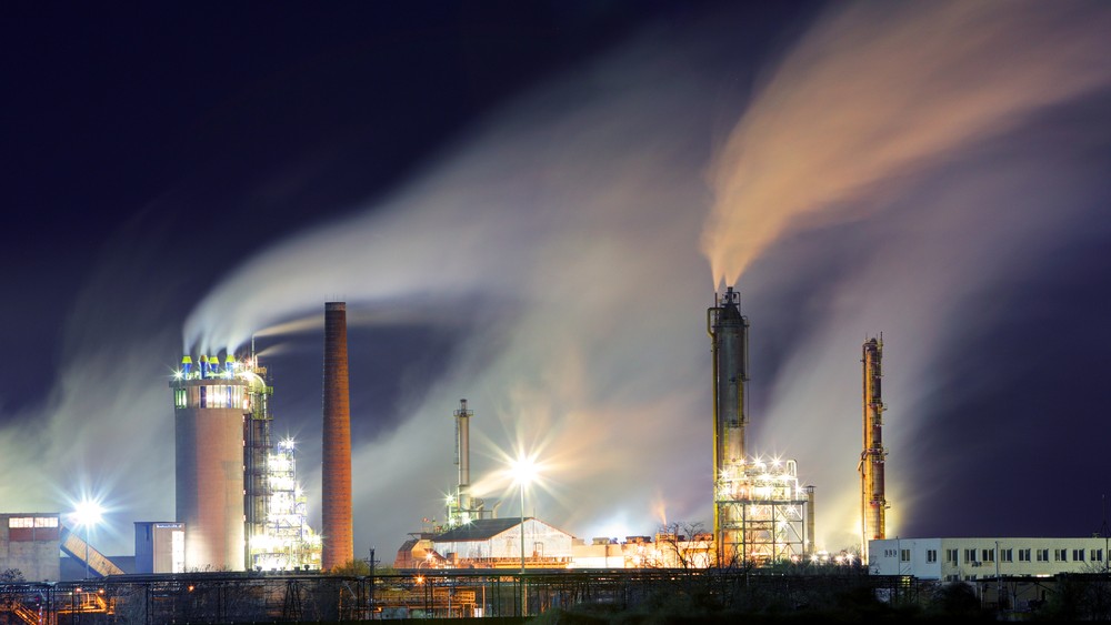 $90 Oil Could Lift India’s Inflation to 4.8% and Slow GDP Growth