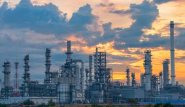The Oil Shock Is Weakening India’s Economy and Finances