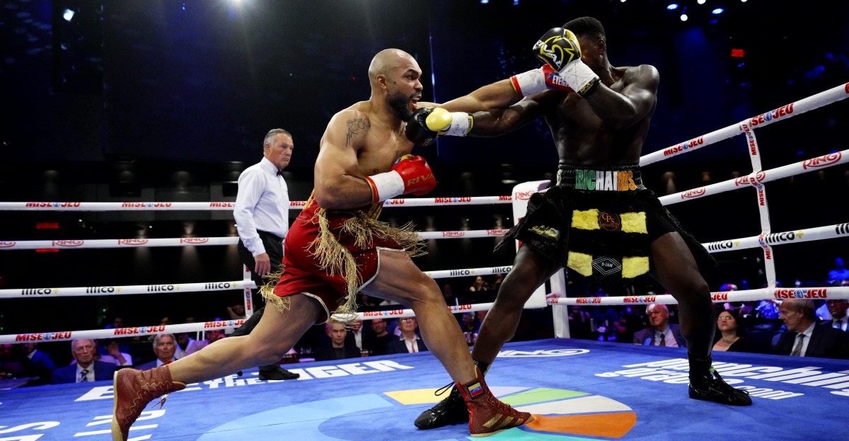 Albert Ramirez vs Lerrone Richards result: Controversial scores again
