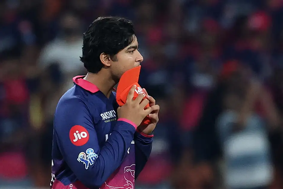 IPL ban in Pakistan? Sooryavanshi still earns admirers across the border