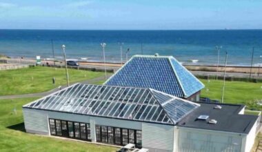 Cafe at historic Isle of Wight golf attraction Browns Golf closes