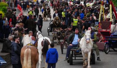 Pictures as crowds arrive for Appleby Horse Fair 2026