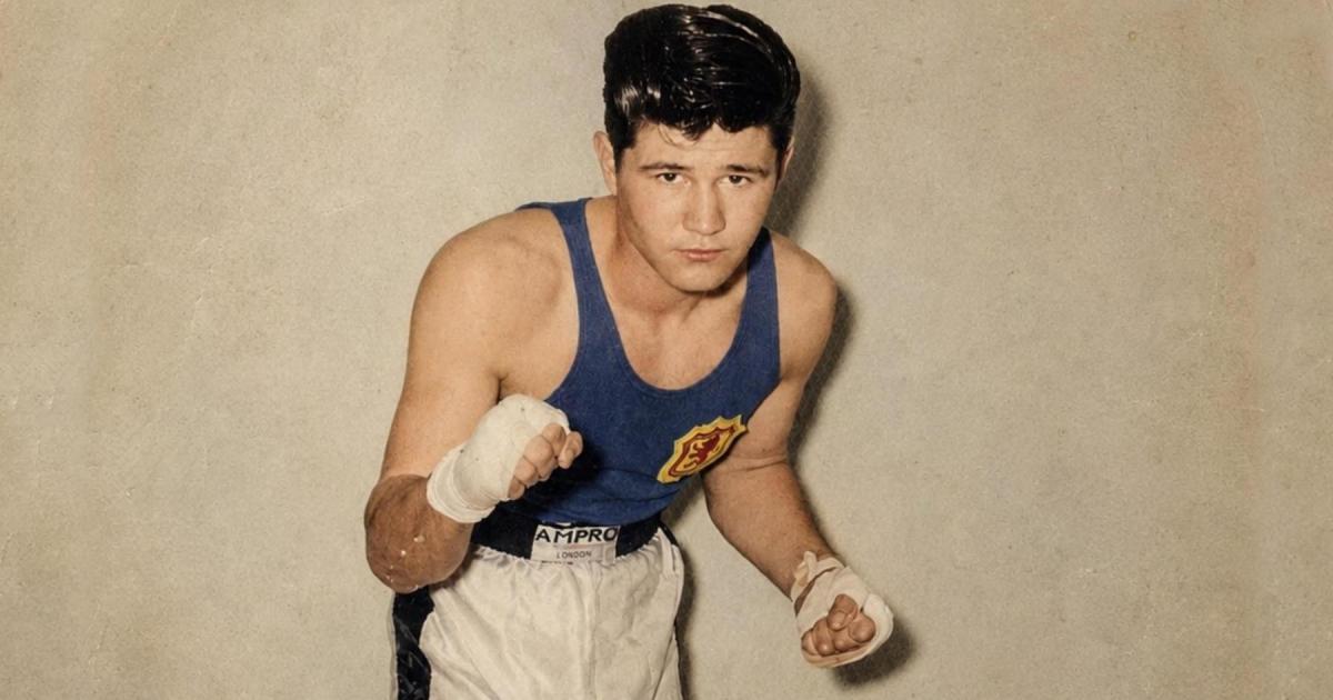 'Breathtaking' fighter known as The Golden Boy of Scottish Boxing dies