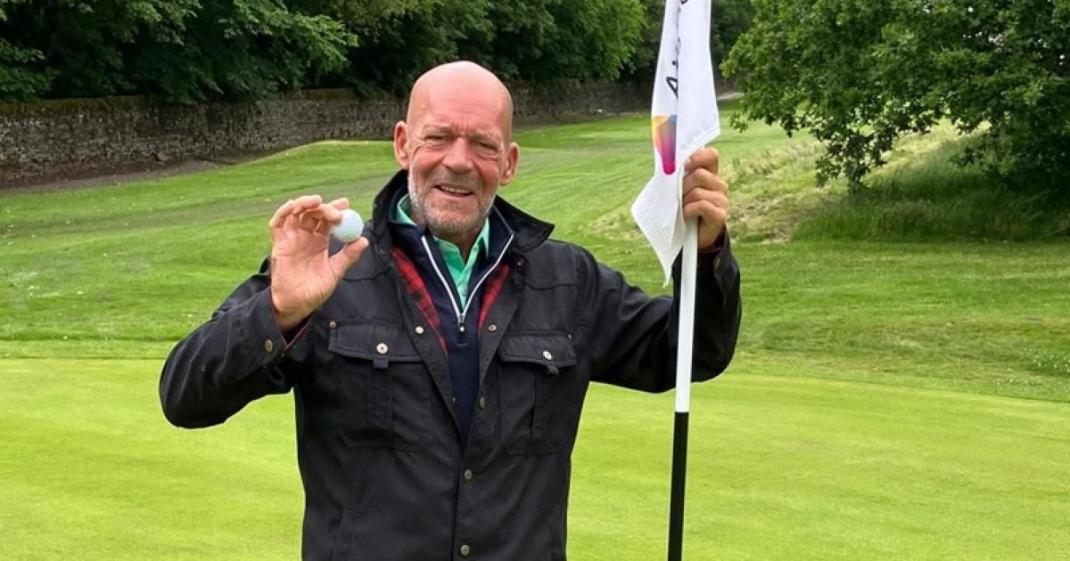 Man who lost both his legs hits amazing hole in one